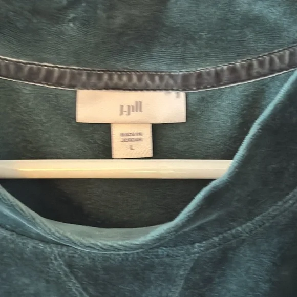 Beautiful J. Jill green velvet sweatshirt size large - Picture 2 of 5